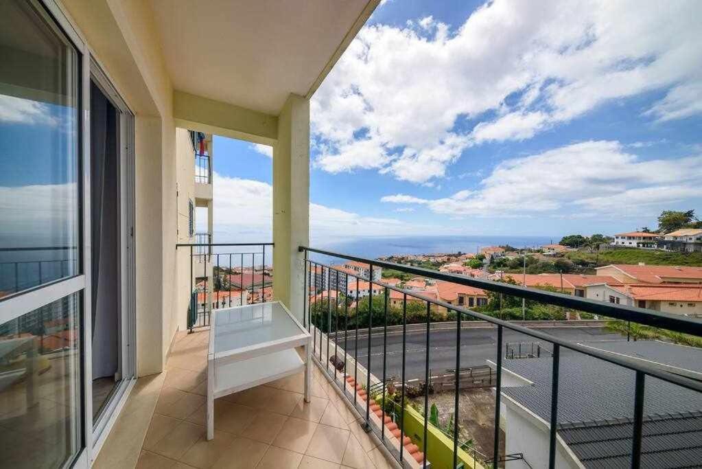 Azenha Apartment Canico  Exterior photo